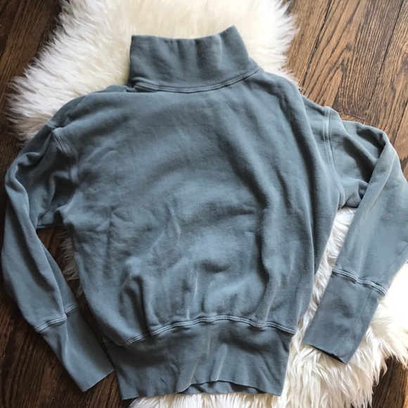 Madewell Tops - Rivet and thread sweatshirt